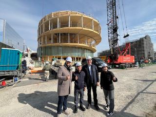 Komisař Soška pravidelně navštěvuje staveniště, ©Kancelář generálního komisaře, Česká centra