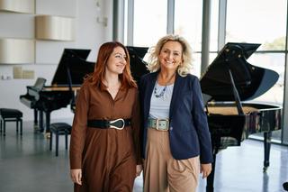 Zuzana Ceralová Petrofová (right), President of PETROF and representative of the 5th generation of the family, and Anna Petrof Prousková (left), CEO and 6th generation of the family tradition, ©PETROF