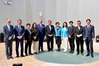 Visit of Japanese Prime Minister Ishiba to the Czech National Pavilion, ©Daisue