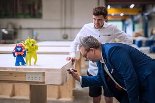 Production of NOVATOP panels and visit of the Commissioner General of the Czech participation at EXPO 2025, ©AGROP NOVA, NOVATOP