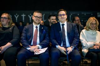 Generální komisař české účasti na EXPO 2025 Ondřej Soška a ministr zahraničních věcí Jan Lipavský