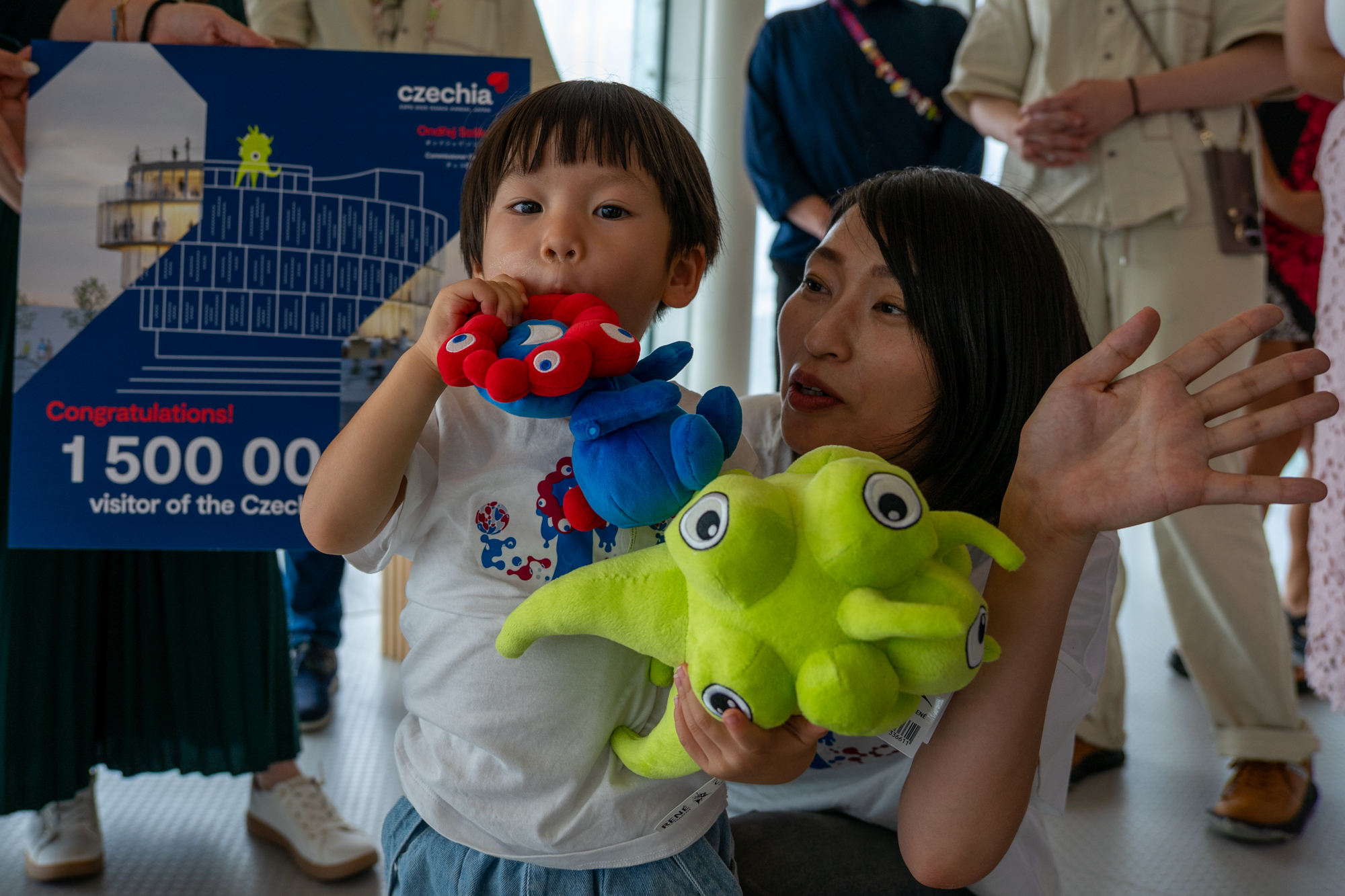 チェコ館は、万博終了の4日前に来場者150万人目を迎えました